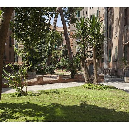 Apartamento Dimora Del Papa Roma Habitación foto