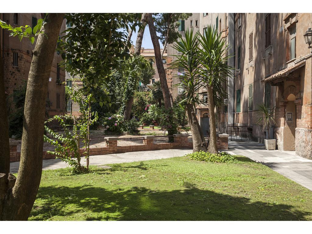 Apartamento Dimora Del Papa Roma Habitación foto